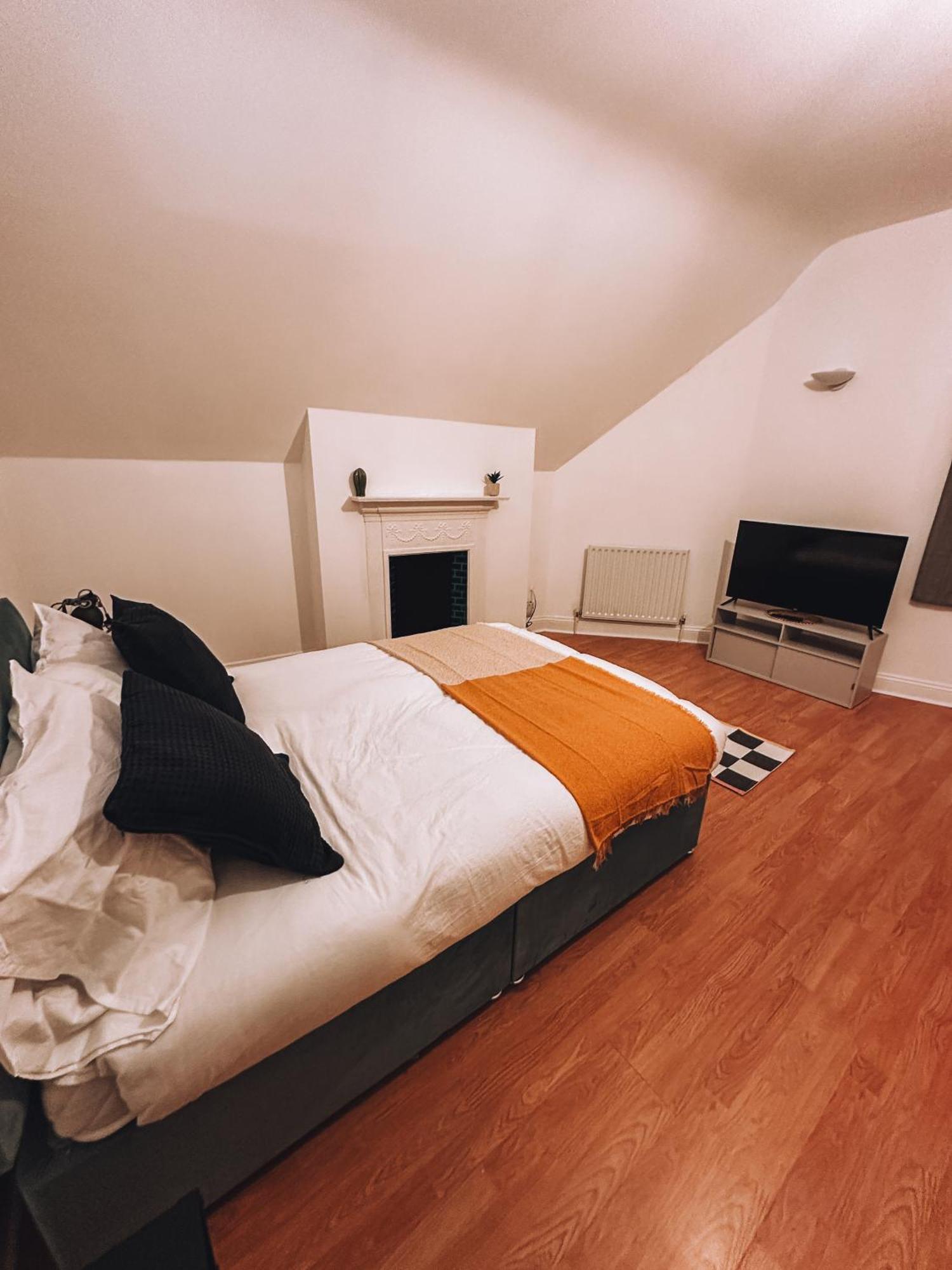Spacious 3 Rooms In Tooting 伦敦 外观 照片
